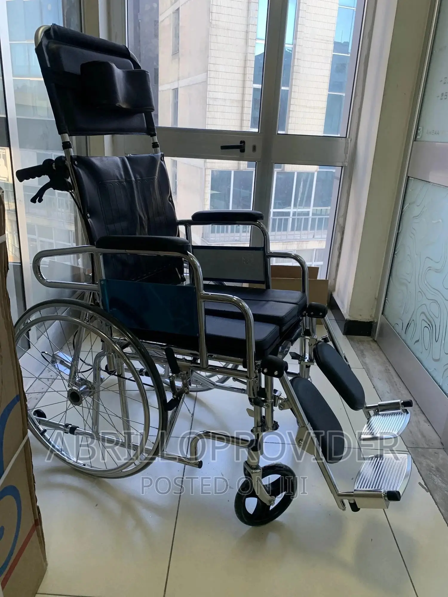 Reclining 90-180 Degrees: Wheelchair |Wheelchair}Wheelchair