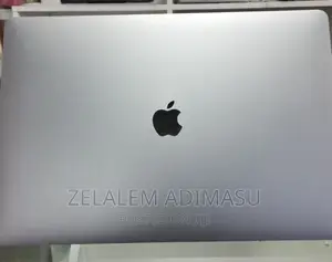 New Laptop Apple MacBook Pro 2017 16GB Intel Core I7 SSD 256GB