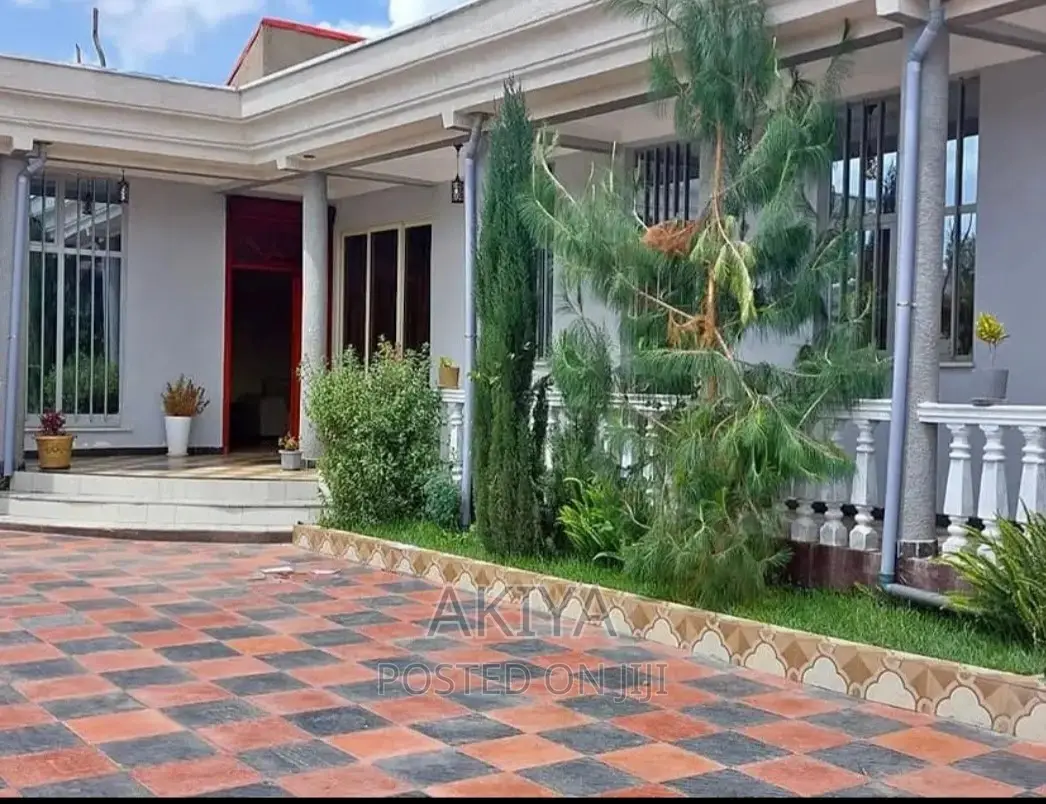 Furnished 4bdrm House in House, Oromia-Finfinne for sale