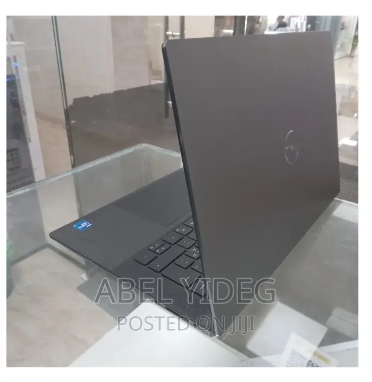 New Laptop Dell Precision 5570 32GB Intel Core I7 SSD 512GB