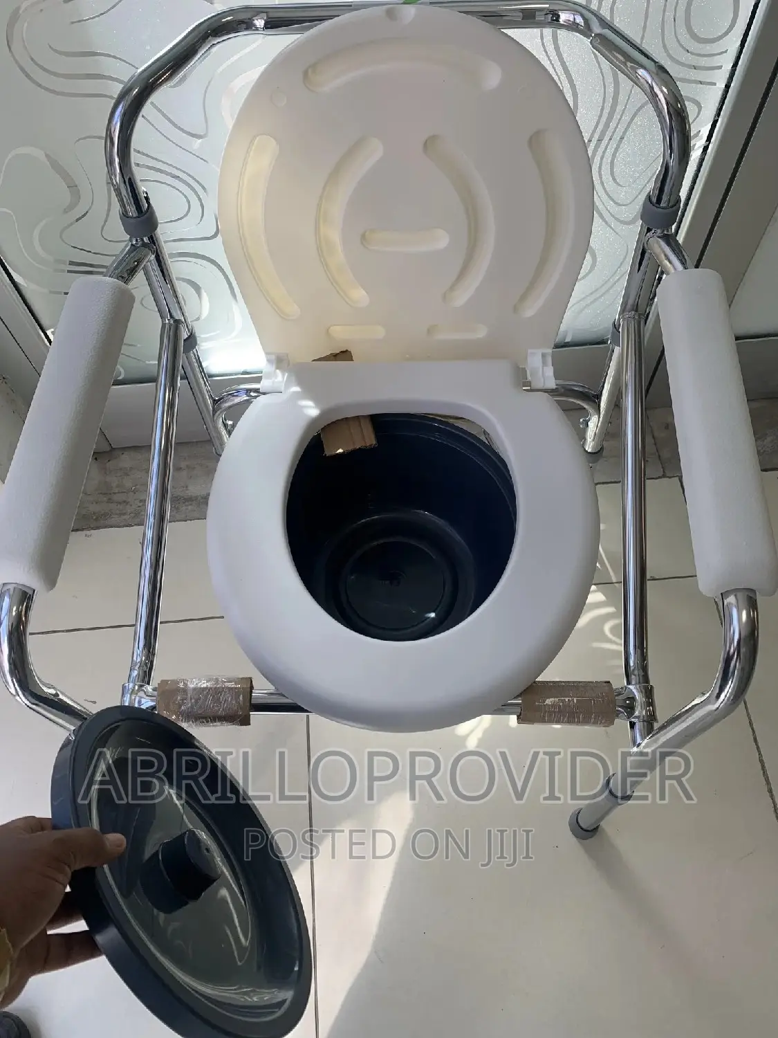 Shower Chair~Toilet Chair=Commode Chair=Toilet Chairአዲስ የሆነ