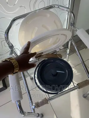 የሚነቃቀል Commode Chair=Toilet Chair=Commode Chair=Toilet Chair