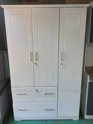 Photo - የልብስ ቁምሳጥን