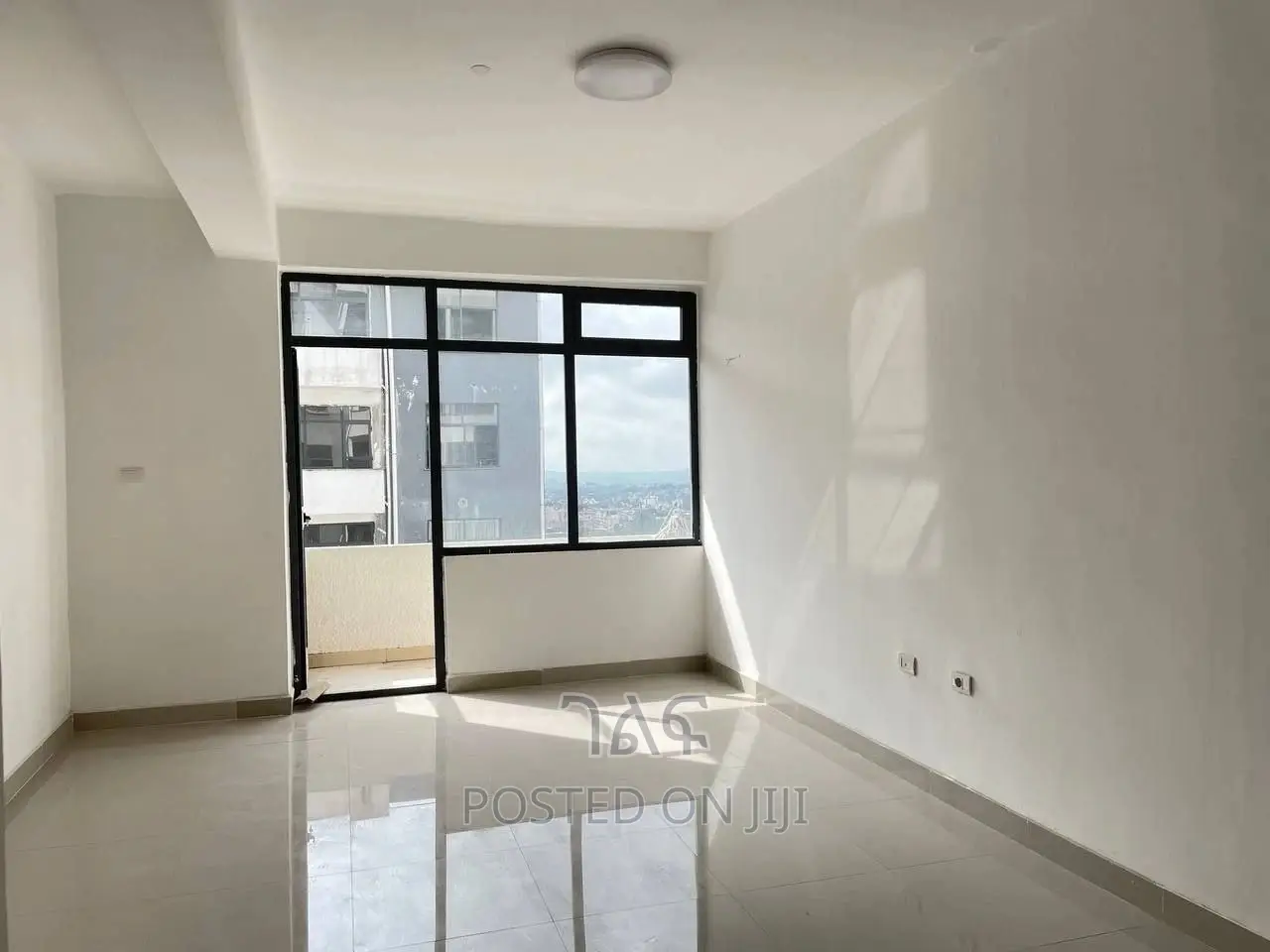 3bdrm Apartment in ዳሎል, Bole for sale