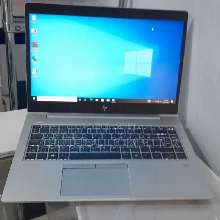 New Laptop HP 348 G5 8GB Intel Core I7 SSD 512GB
