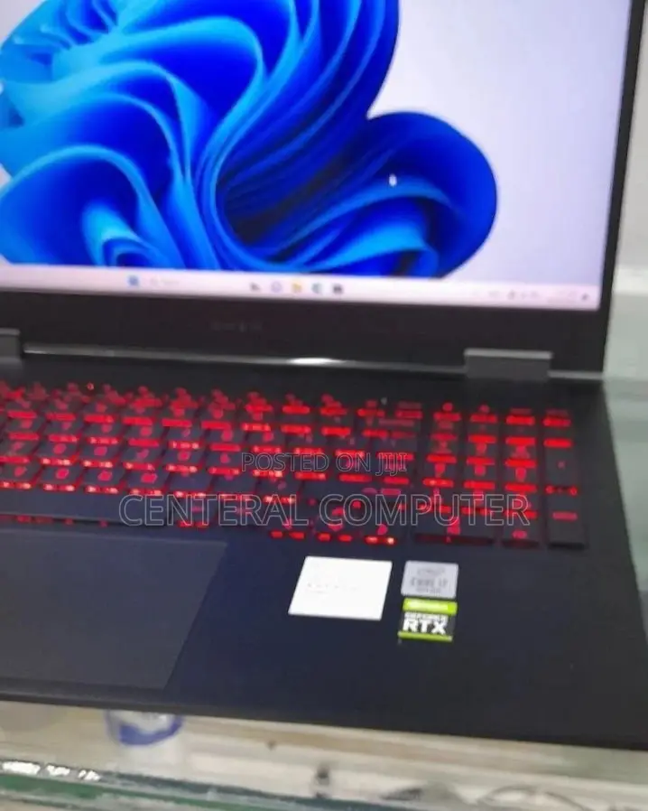 New Laptop HP Omen 17-An188nr 16GB Intel Core I7 SSD 512GB