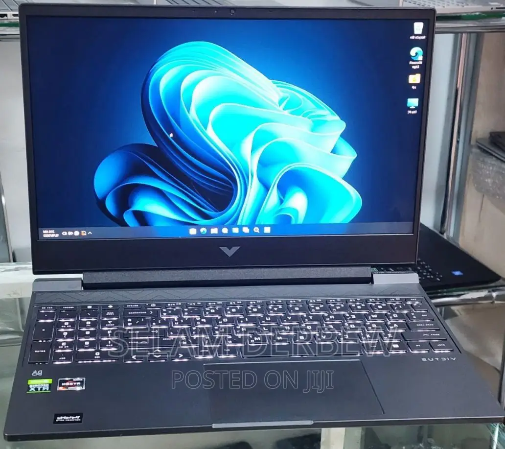 New Laptop HP Victus 16 16GB AMD Ryzen 5 SSD 512GB