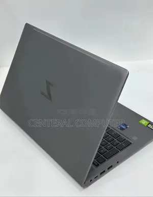 New Laptop HP ZBook 17 G3 16GB Intel Core I7 SSD 512GB