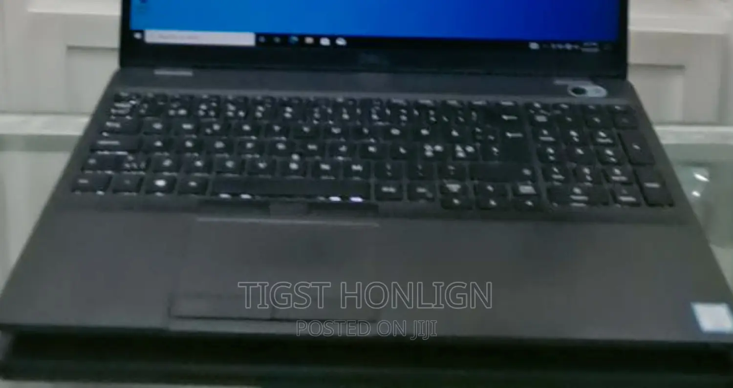 New Laptop Dell Latitude 5310 8GB Intel Core I5 SSD 256GB