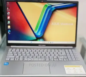 New Laptop Asus VivoBook 15 X505BA 8GB Intel Core I3 SSD 1T