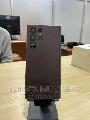 New Samsung Galaxy S22 Ultra 5G 512 GB