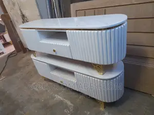 1,50 Cm ቲቪ እስታንድ