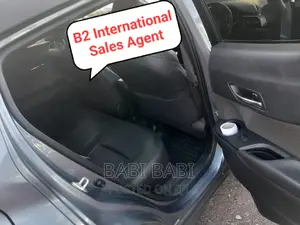 Toyota C-HR 2021 Blue