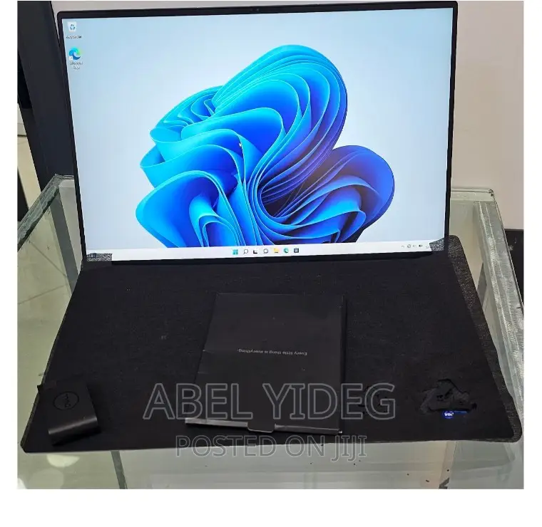 New Laptop Dell XPS 15 16GB Intel Core I7 SSD 512GB