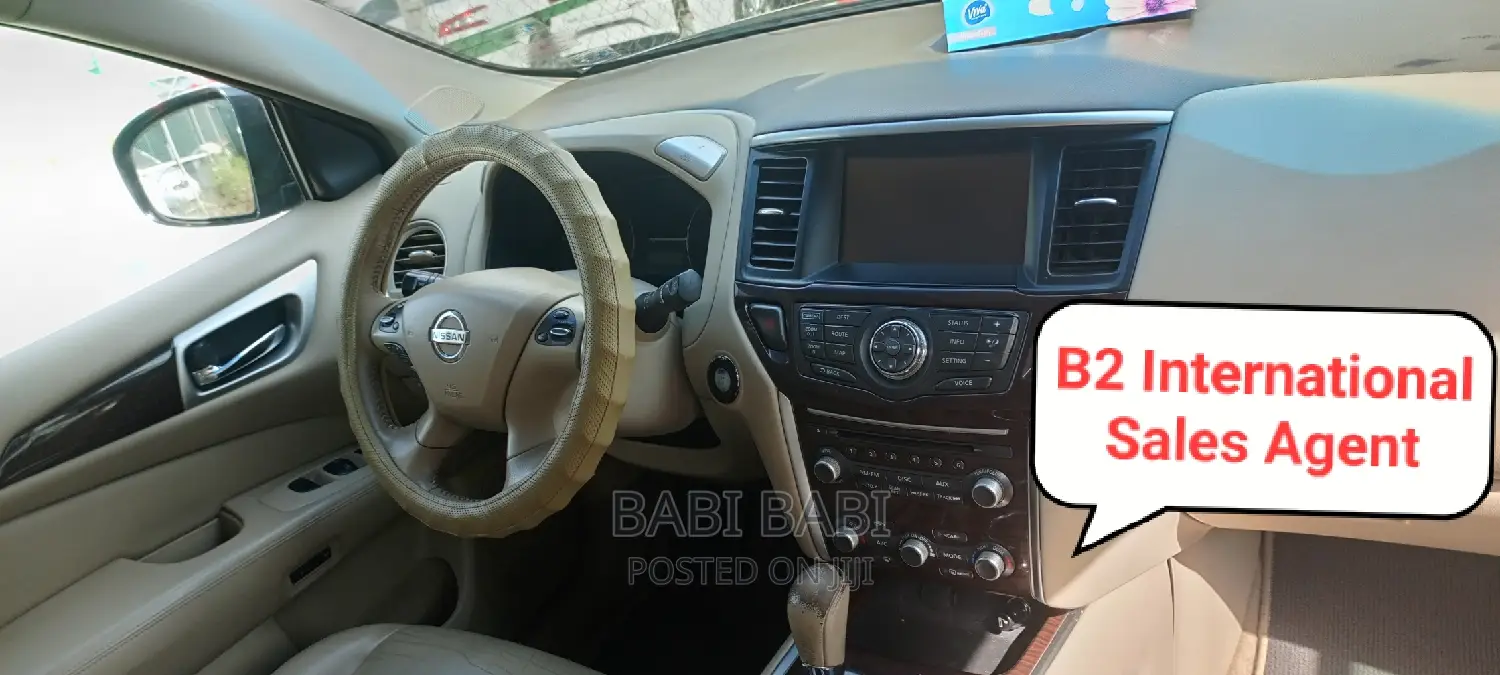 Nissan Pathfinder 2016 Gray