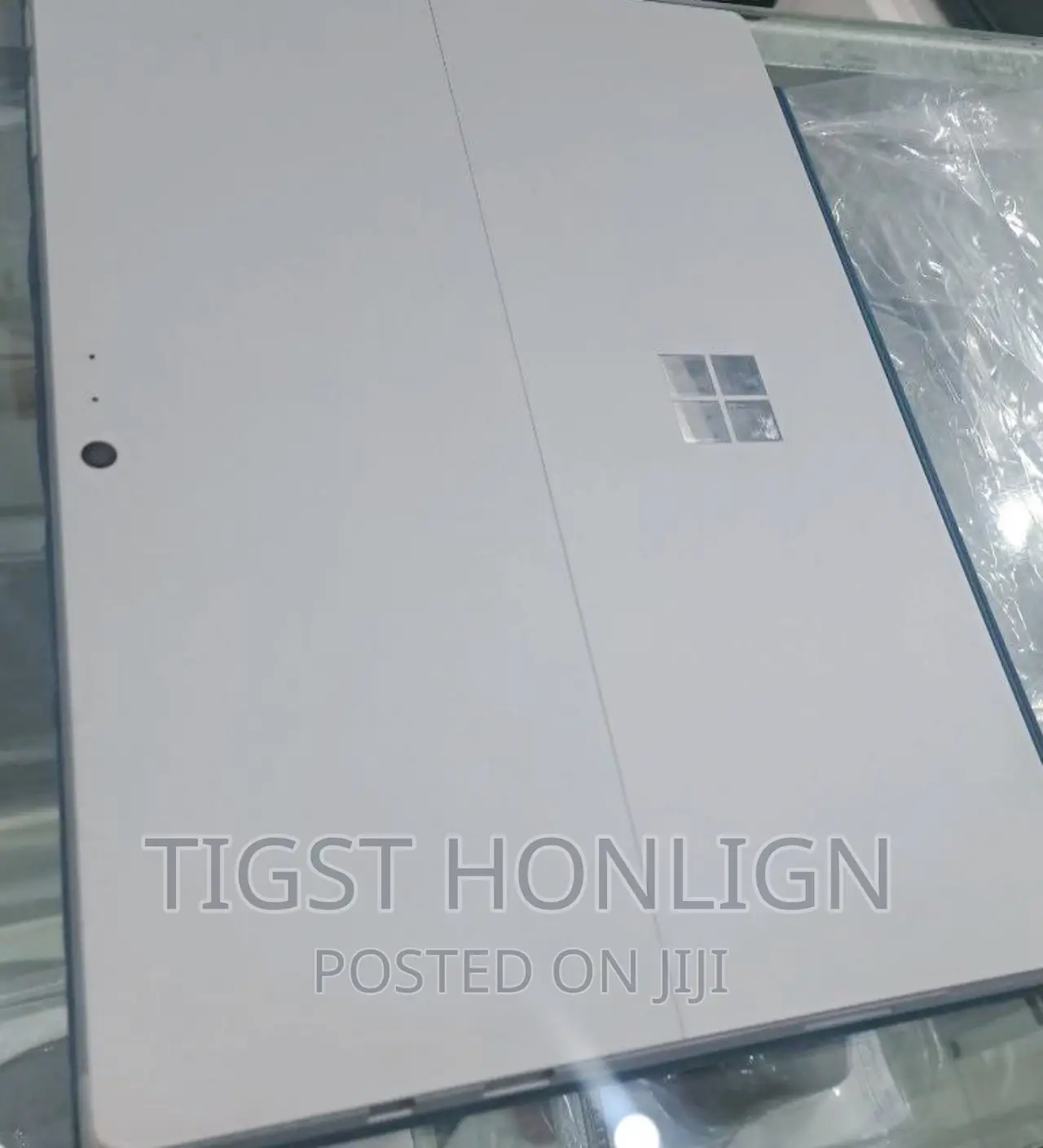 New Laptop Microsoft Surface 8GB Intel Core I5 SSD 256GB