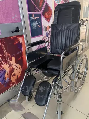 በመጠኑ ያገለገለ ወደዋላ የሚተኛ Multifunctional Wheelchair=Wheelchair=