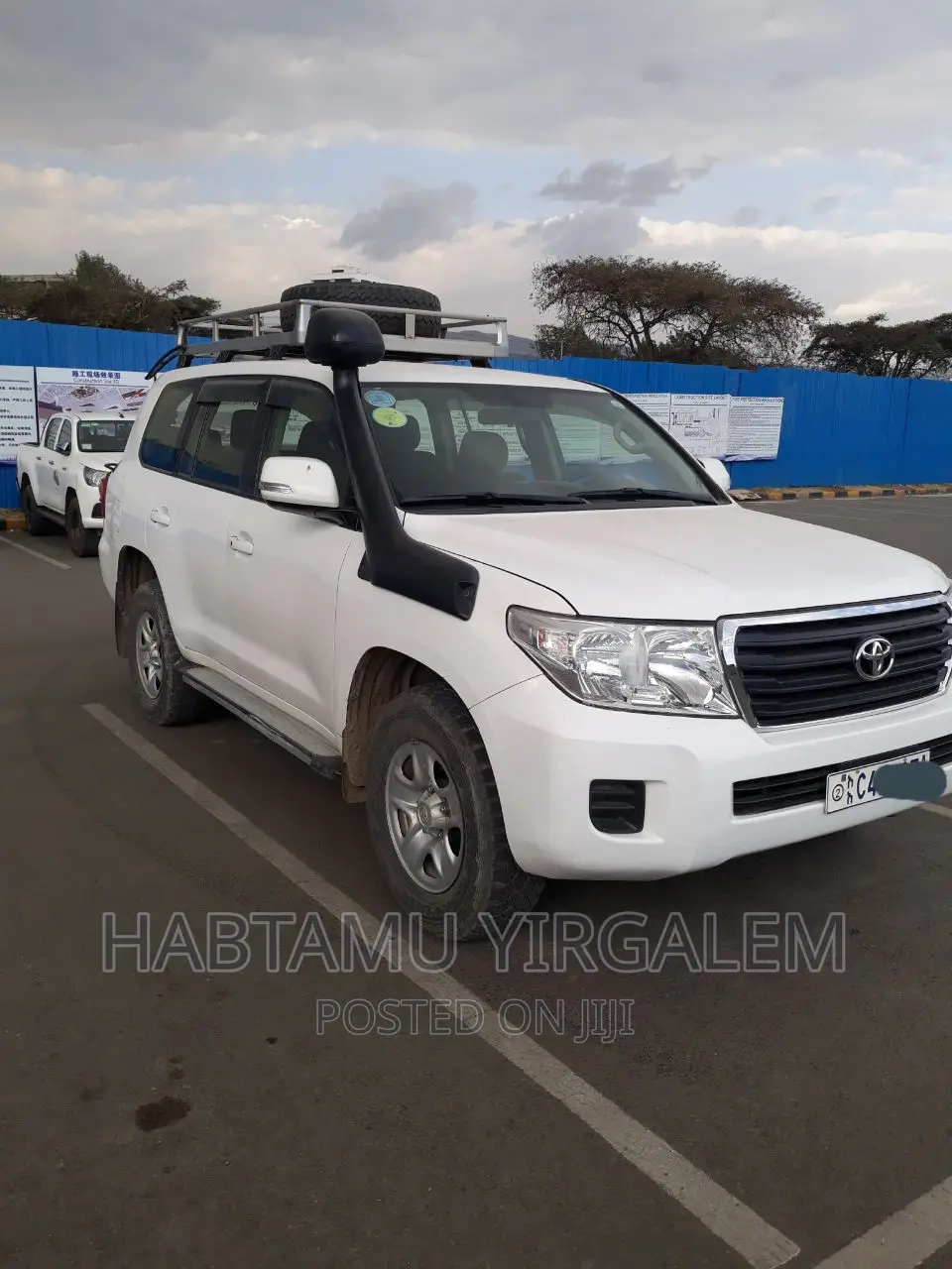 Toyota Land Cruiser 2013 White