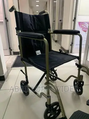 ትናንሽ ጎማ ያላቸው Wheelchair=Wheelchair-Wheelchair£Wheelchair