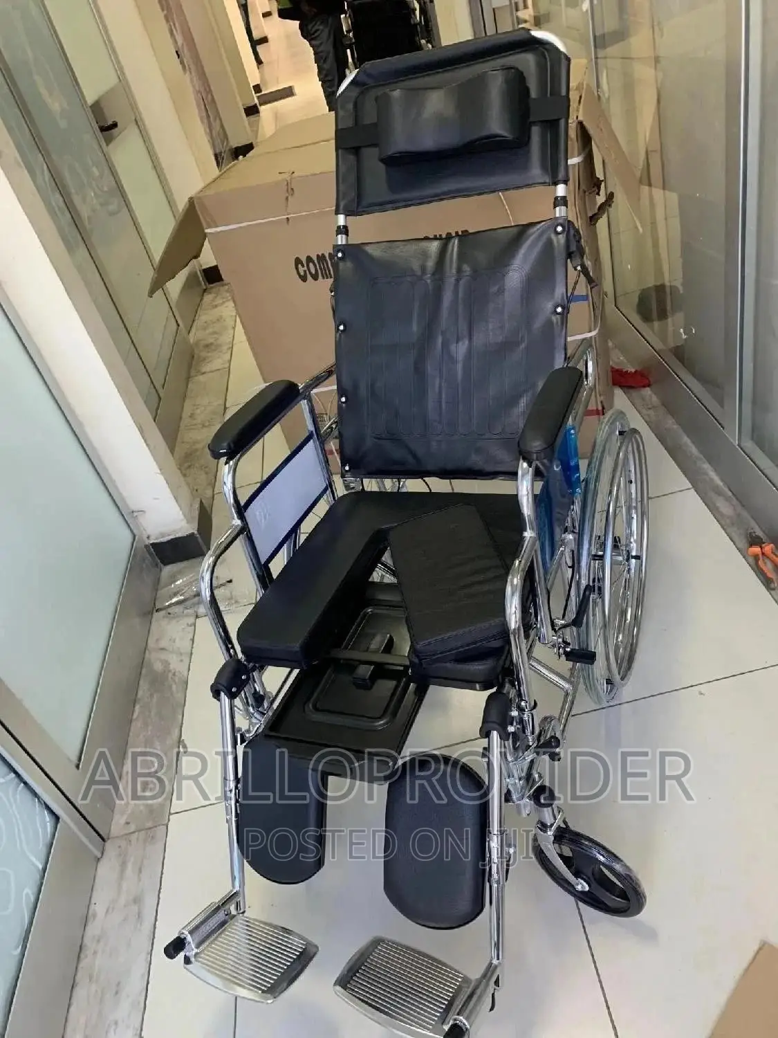 ወደዋላ የሚተኛ ዌልቸር Reclining Wheelchair^Wheelchair•Wheelchair