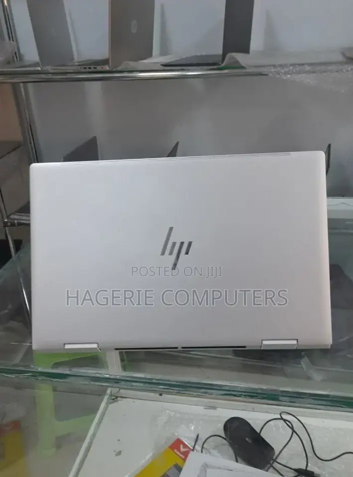 New Laptop HP Envy X360 8GB Intel Core I7 SSD 512GB