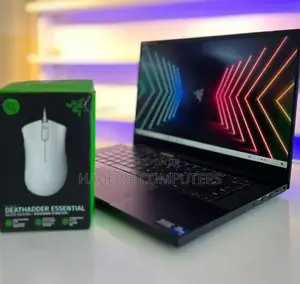 New Laptop Razer Blade 32GB Intel Core I7 SSD 1T