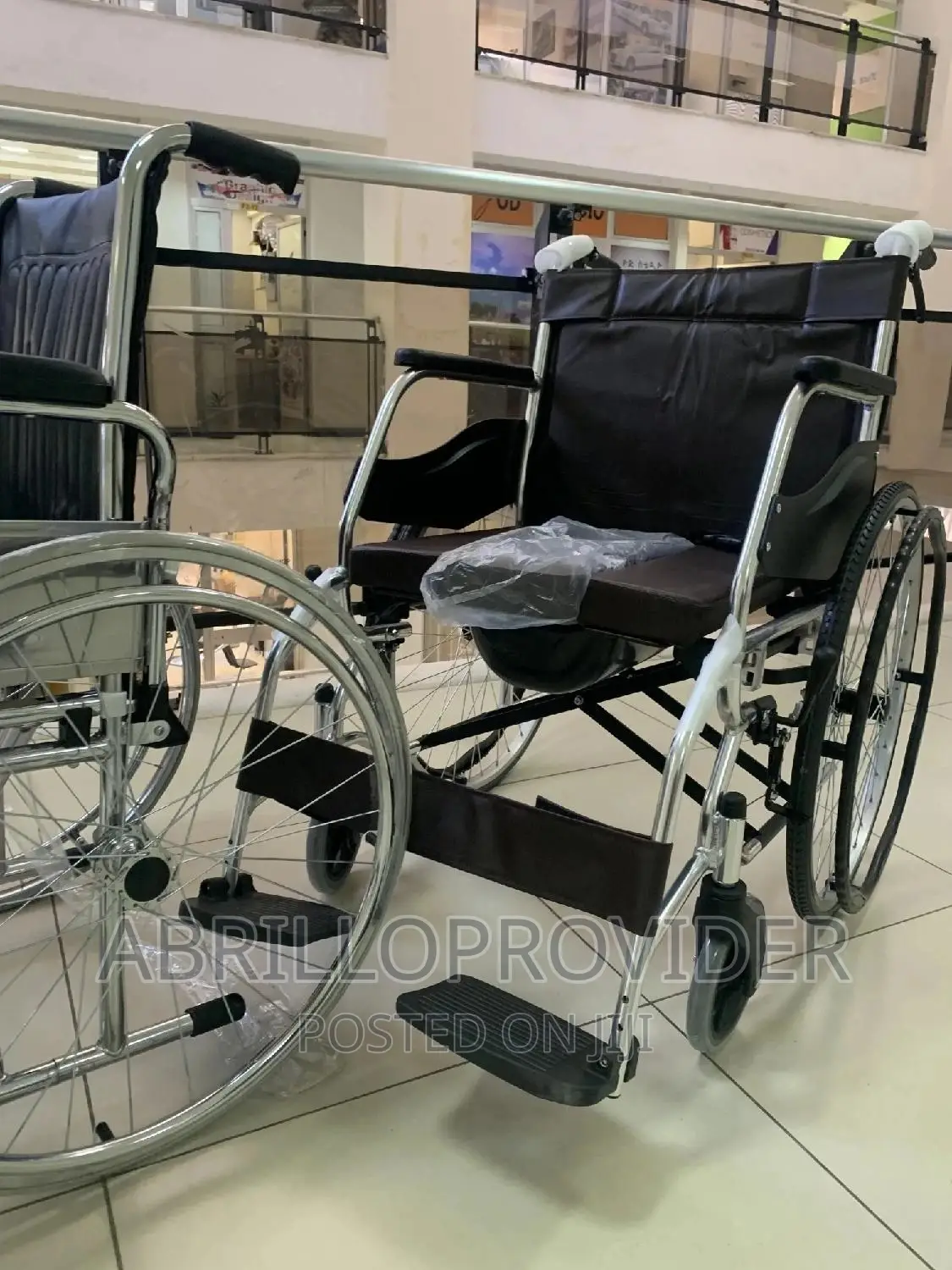 አዲስ የተለያዩcommode Wheelchair=Wheelchair-Wheelchair=Wheelchair