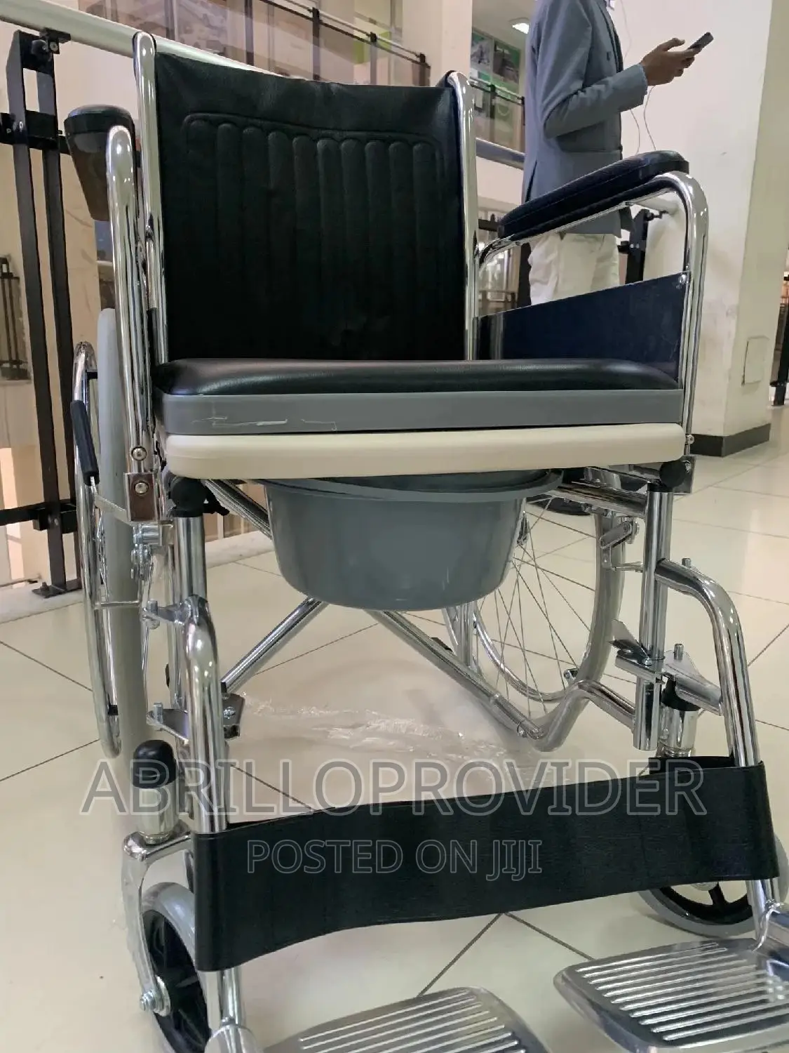 አዲስ የተለያዩcommode Wheelchair=Wheelchair-Wheelchair=Wheelchair