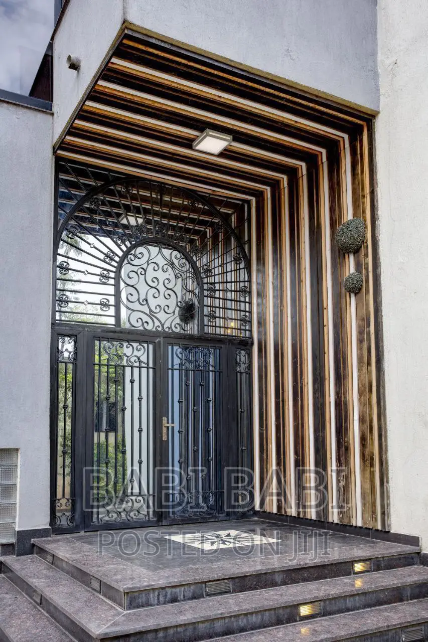 6bdrm House in Betel, Kolfe Keranio for sale