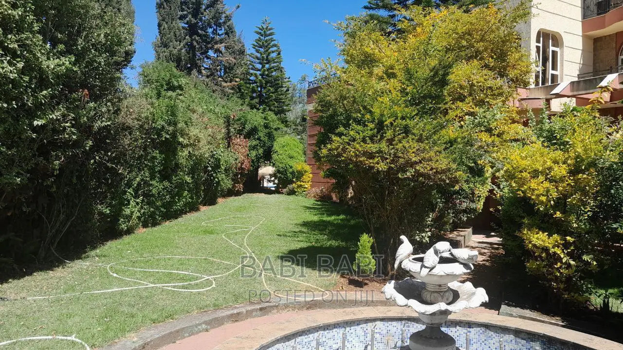 6bdrm House in Ayat, Yeka for sale