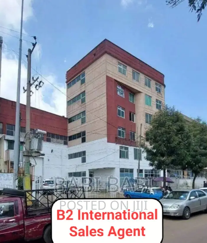 G+5 ሕንፃ ከጀርባው መጋዘን ያለው 102 ሚሊየን የባንክ ብድር ያለበት ሕንፃ