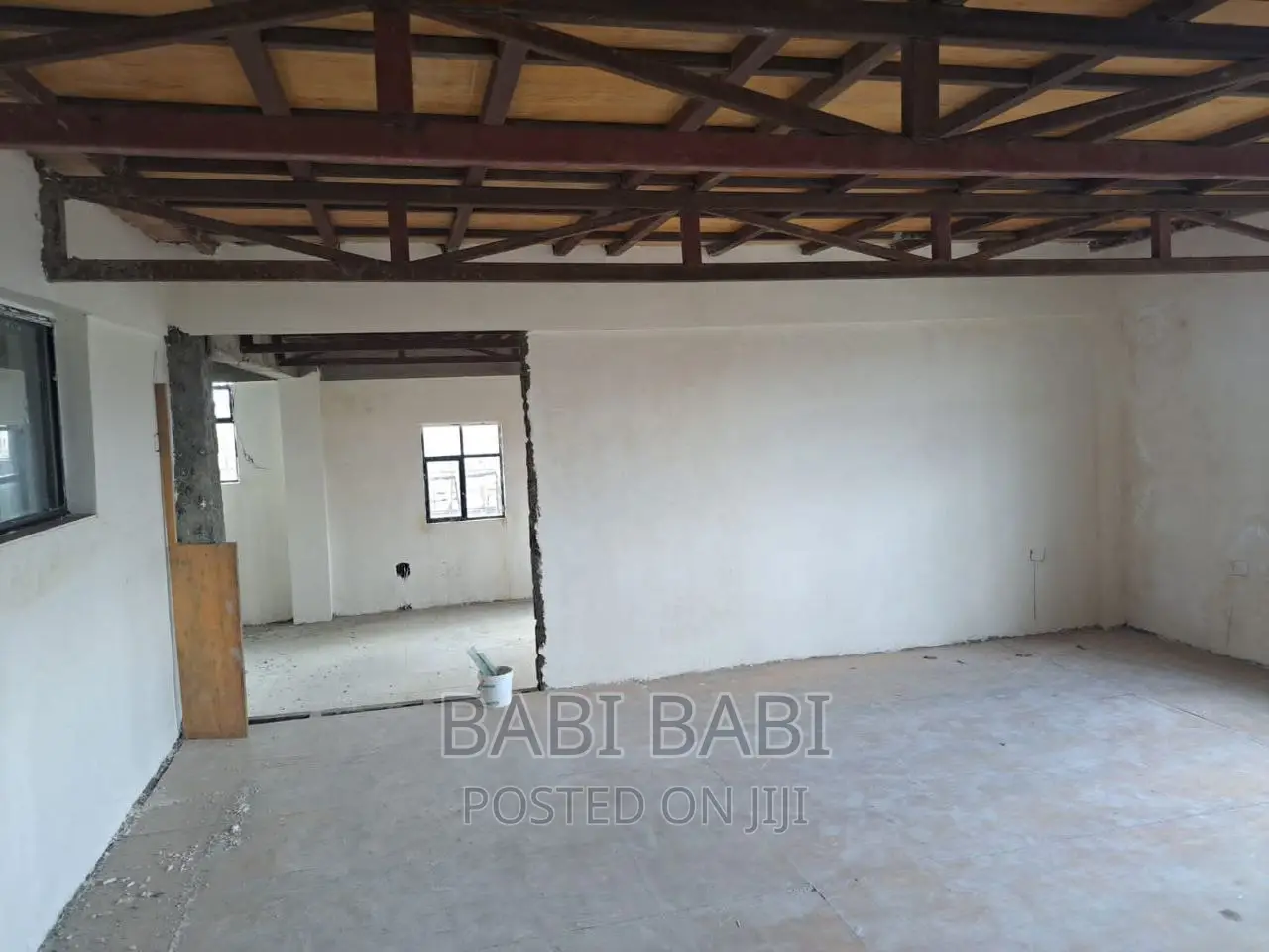 G+5 ሕንፃ ከጀርባው መጋዘን ያለው 102 ሚሊየን የባንክ ብድር ያለበት ሕንፃ