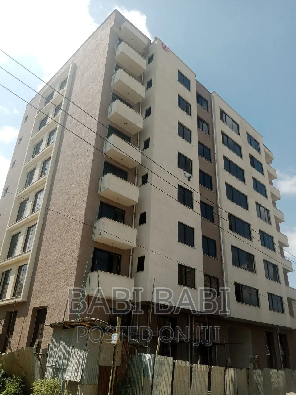 G+7 አፓርትመንት የባንክ ብድር ያለበት ሕንፃ