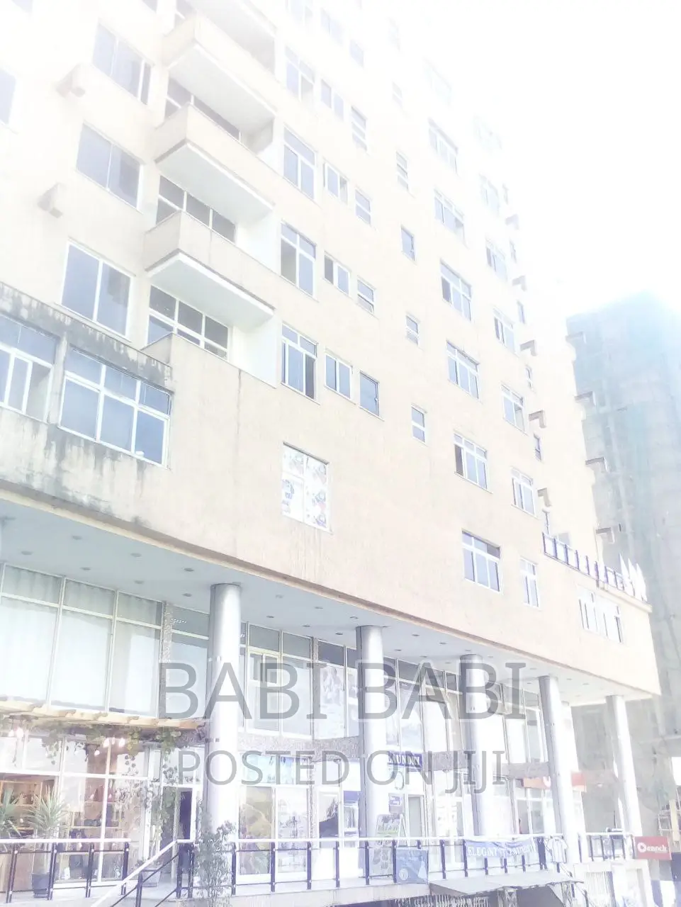 B+2+g+10 የንግድ እና አፓርትመንት ሕንፃ ሽያጭ