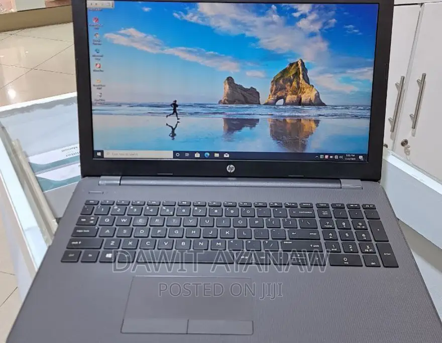 New Laptop HP 8GB Intel Core I7 SSD 1T