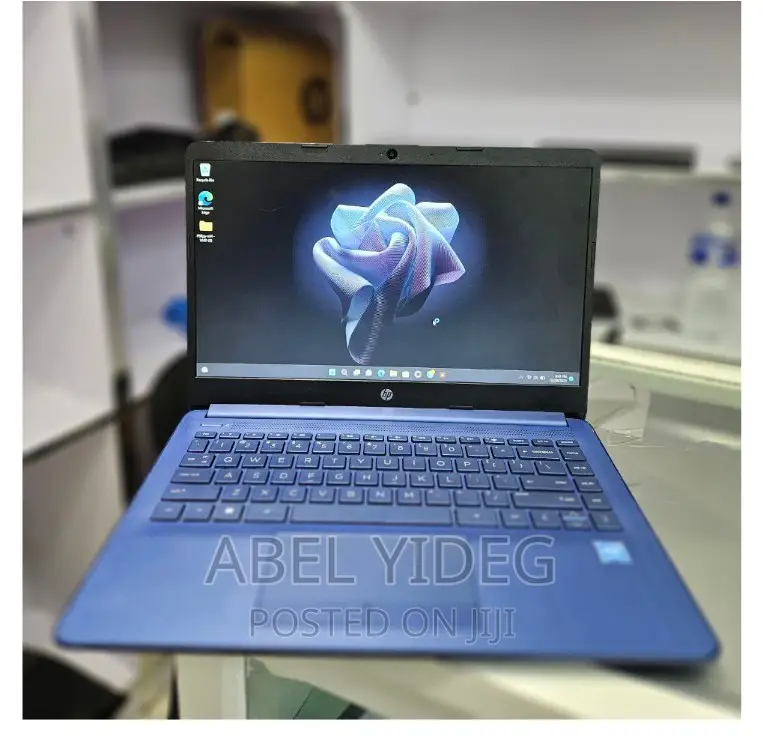 New Laptop HP Stream Notebook 4GB Intel Core 2 Quad SSD 60GB