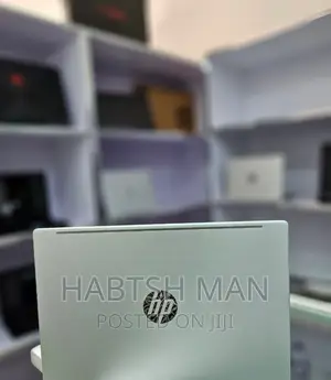 New Laptop HP Pavilion 13 8GB Intel Core I7 SSD 512GB