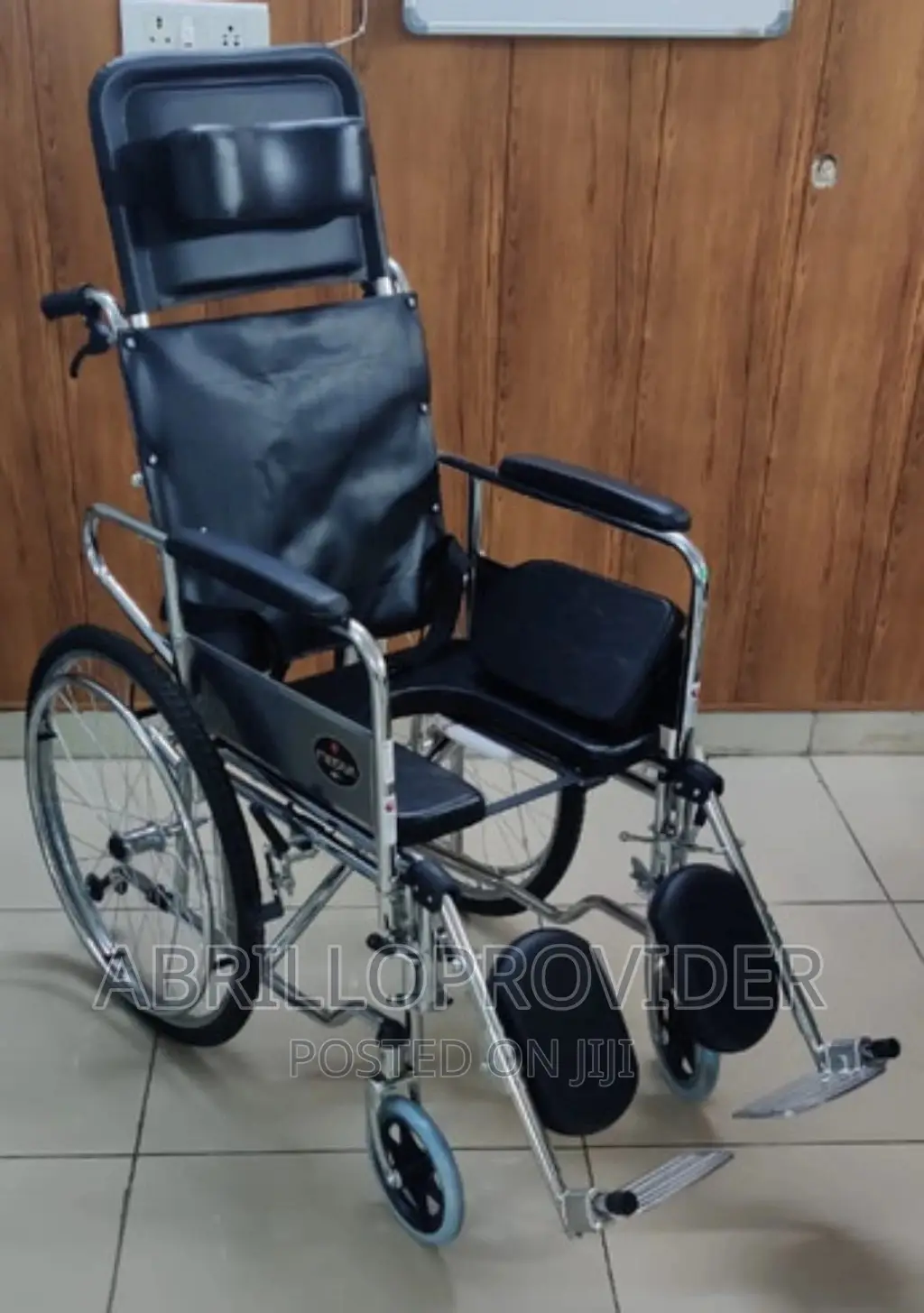 Mediva Reclining Commode: Outdoor Wheelchair|Wheelchair