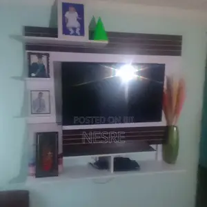 Photo - ውብ እና ማራኪ ቲቪ ስታንዶች