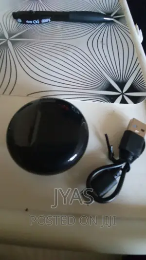 Air Pro 6 TWS Wireless Headphone White and Black