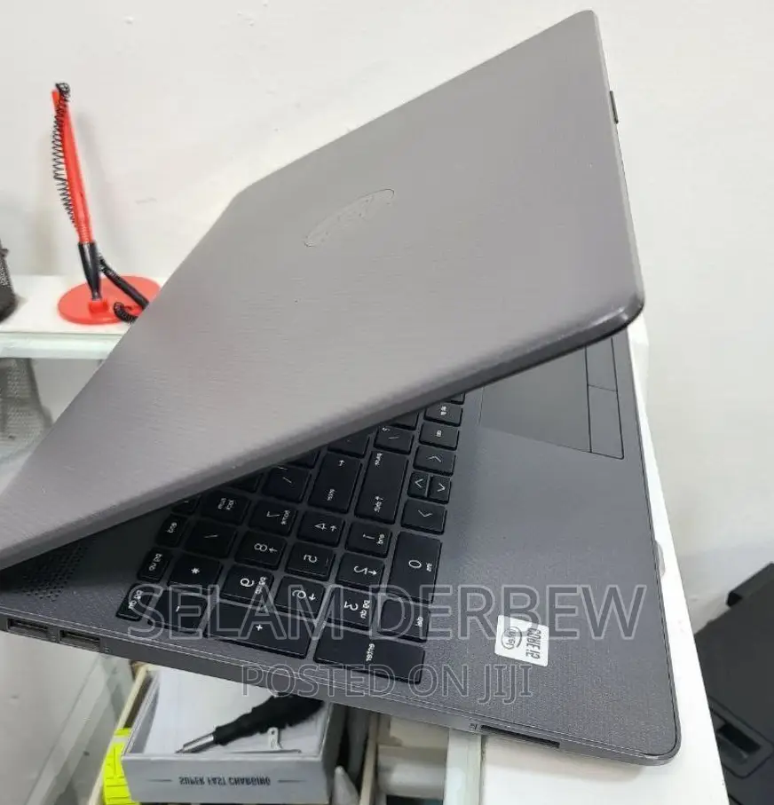 New Laptop HP Stream Notebook 8GB Intel Core I5 SSD 256GB