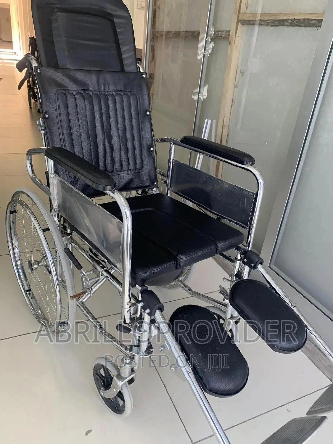 አዲስ የሚባል Reclining 'Commde Wheelchair=Wheelchair=Wheelchair