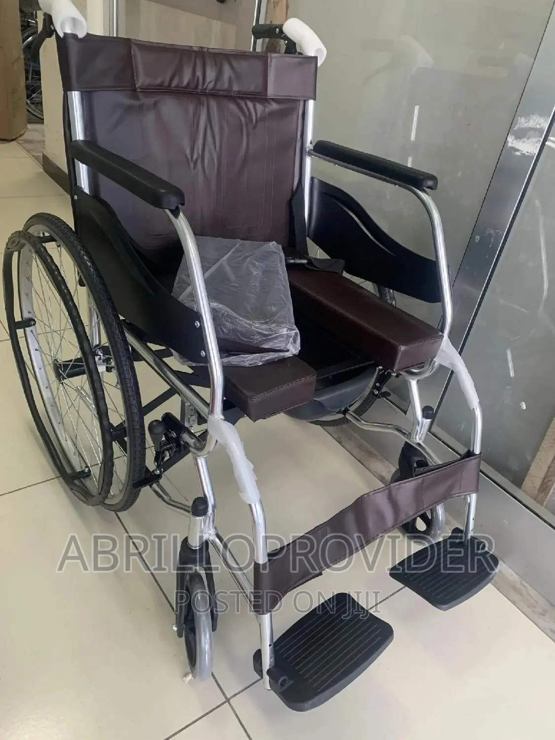 ምቾት እና ፖፖ ያላቸው Wheelchair=Wheelchair-Wheelchair=Wheelchair