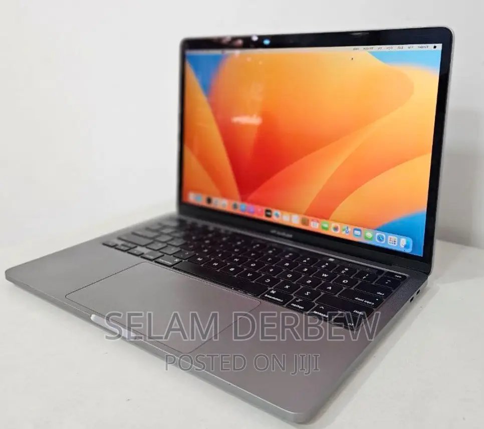 New Laptop Apple MacBook Pro 2020 32GB Intel Core I7 SSD 2T