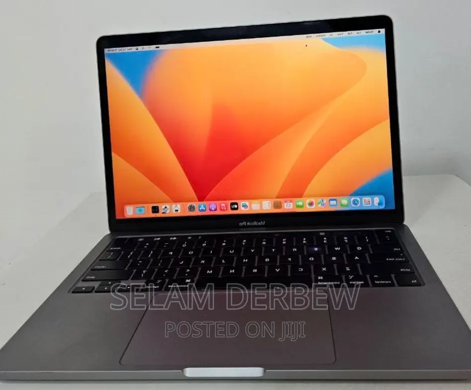 New Laptop Apple MacBook Pro 2020 32GB Intel Core I7 SSD 2T