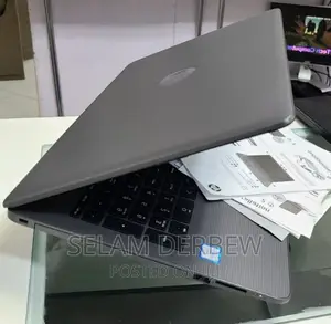 New Laptop HP Stream Notebook 8GB Intel Core I7 HDD 1T