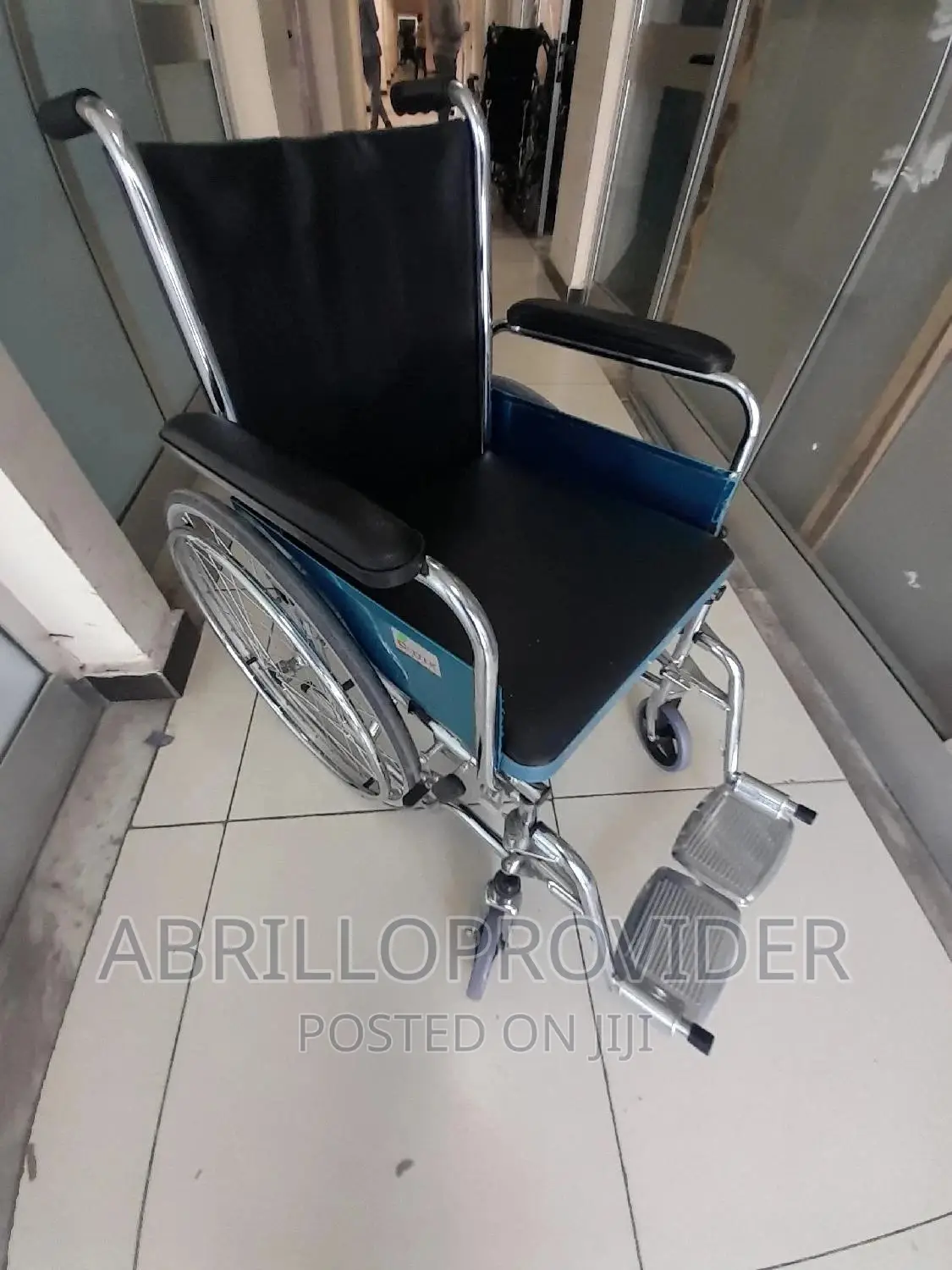 Almost New Commode Wheelchair=Wheelchair=Wheelchair