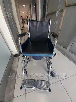 ፖፖ ያለው በመጠኑ ያገለገለwheelchair|Wheelchair|Wheelchair:Wheelchair
