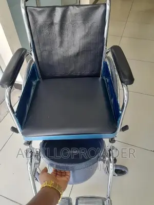1 ሳመንት ያገለገለ Wheelchair=Commode Wheelchair=Wheelchair