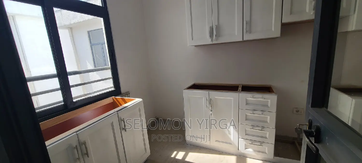 3bdrm Apartment in Adis Abba, Bole for rent